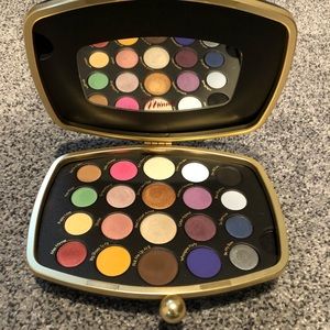 Sephora x Disney x Minnie Mouse Palette